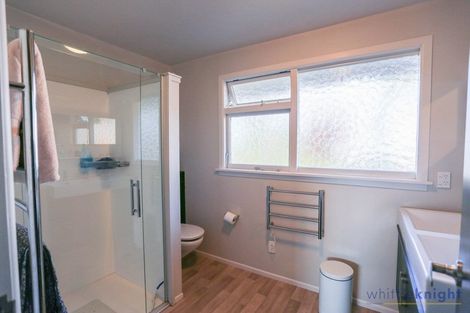 Photo of property in 2/2a Medbury Terrace, Fendalton, Christchurch, 8041