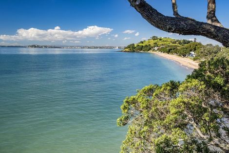 Photo of property in 84a Vauxhall Road, Narrow Neck, Auckland, 0624