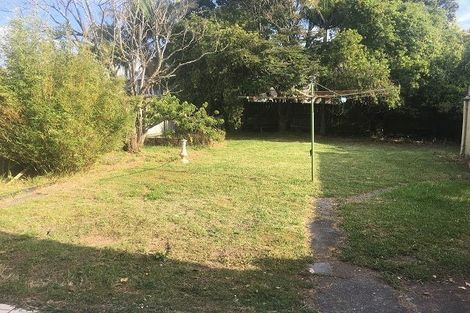 Photo of property in 13 Westwell Road, Belmont, Auckland, 0622