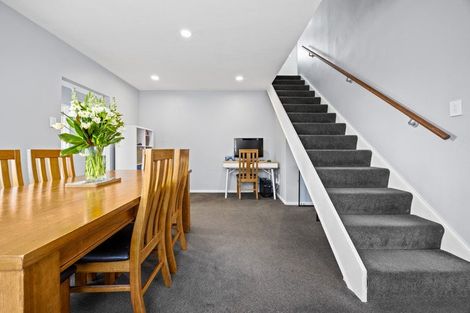 Photo of property in 72 Dunedin Street, Redwood, Christchurch, 8051