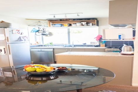 Photo of property in 2/137 Titirangi Road, New Lynn, Auckland, 0600