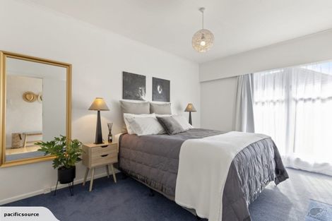 Photo of property in 5 Albert Pryor Avenue, Henderson, Auckland, 0612