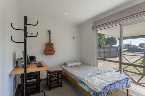 Photo of property in 30 Donovan Road, Paraparaumu Beach, Paraparaumu, 5032