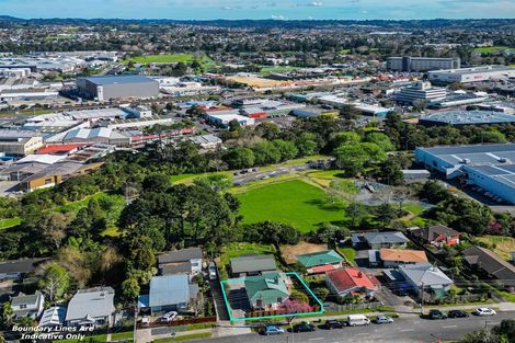 Photo of property in 1/47 Newington Road, Henderson, Auckland, 0612