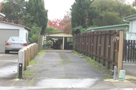 Photo of property in 2/9 Casuarina Road, Half Moon Bay, Auckland, 2012