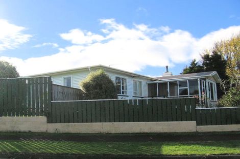 Photo of property in 96 Lethbridge Street, Feilding, 4702