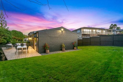 Photo of property in 13 Davita Place, Farm Cove, Auckland, 2012