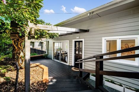 Photo of property in 1/11 Norman Road, Hauraki, Auckland, 0622