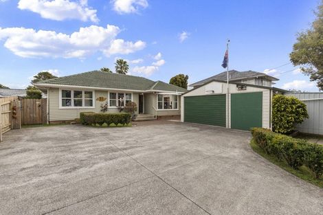 Photo of property in 83 Sturges Road, Henderson, Auckland, 0612