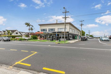 Photo of property in 1/15 Stanley Avenue, Milford, Auckland, 0620