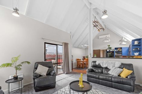 Photo of property in 40 Campbell Street, Palmerston North, 4410