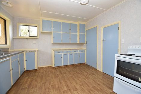 Photo of property in 9 Davy Street, Carterton, 5713