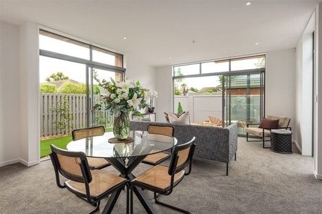 Photo of property in 2/40 Kilmarnock Street, Riccarton, Christchurch, 8011