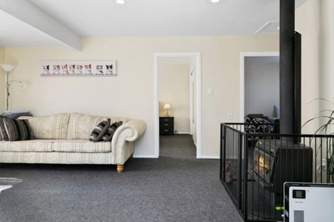 Photo of property in 32a Tamatea Road, Taupo, 3330