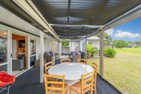 Photo of property in 32 Kennedy Park Drive, Pauanui, Hikuai, 3579