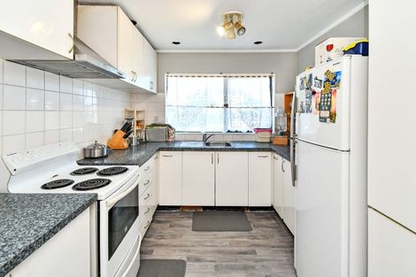 Photo of property in 16 Oreti Place, Clover Park, Auckland, 2019