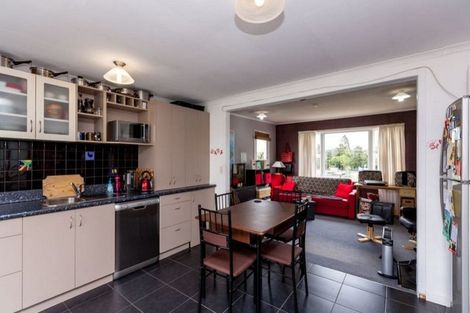 Photo of property in 421a South Road, Omata, New Plymouth, 4374