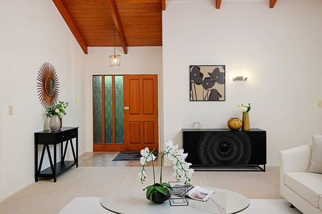 Photo of property in 4 Rhinevale Close, Henderson, Auckland, 0612