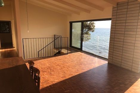 Photo of property in 725 Marine Drive, Eastbourne, Lower Hutt, 5013