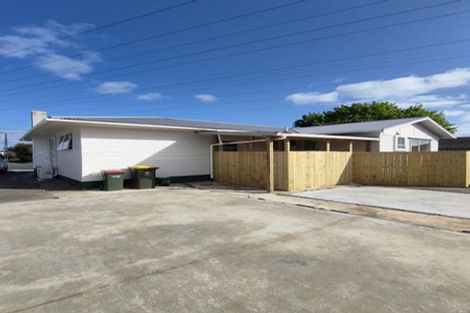 Photo of property in 31 Tiraumea Drive, Pakuranga, Auckland, 2010