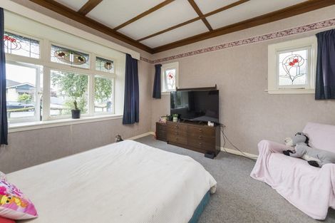 Photo of property in 38 Shamrock Street, Takaro, Palmerston North, 4412