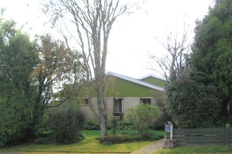 Photo of property in 2 William Place, Lynmore, Rotorua, 3010