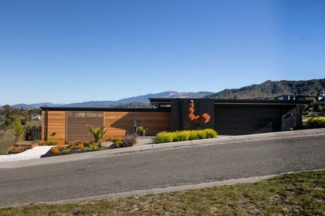 Photo of property in 4 Fairburn Place, Kaiteriteri, 7197