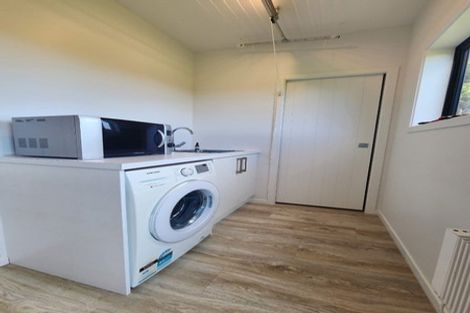 Photo of property in 28 Ihaka Hakuene Street, Manakau, Levin, 5573