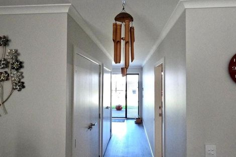 Photo of property in 14 Torea Place, Kenepuru, Porirua, 5022