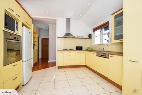 Photo of property in 81 Namata Road, One Tree Hill, Auckland, 1061