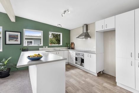 Photo of property in 5a Mepham Place, Ranui, Porirua, 5024