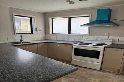 Photo of property in 23 Armada Drive, Ranui, Auckland, 0612