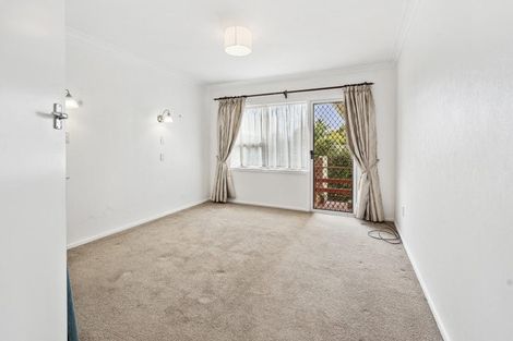Photo of property in 32 Lawrie Avenue, Pukekohe, 2120