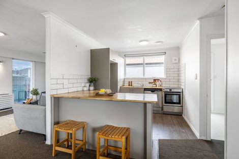 Photo of property in 3 Eglinton Street, Avondale, Christchurch, 8061