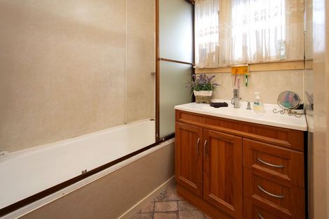 Photo of property in 8 Carters Road, Aranui, Christchurch, 8061