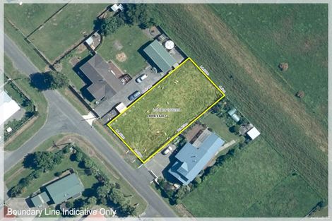 Photo of property in 18 Aru Street, Tangimoana, 4822