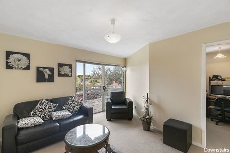 Photo of property in 29 Athena Drive, Totara Vale, Auckland, 0629