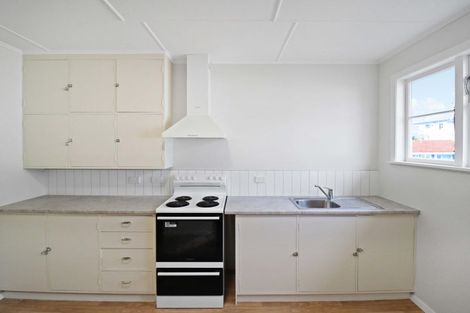 Photo of property in 2 Argyle Grove, Trentham, Upper Hutt, 5018