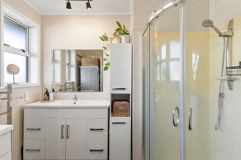 Photo of property in 1/53 Pakuranga Road, Pakuranga, Auckland, 2010