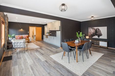 Photo of property in 8 Duncan Street, Tawa, Wellington, 5028