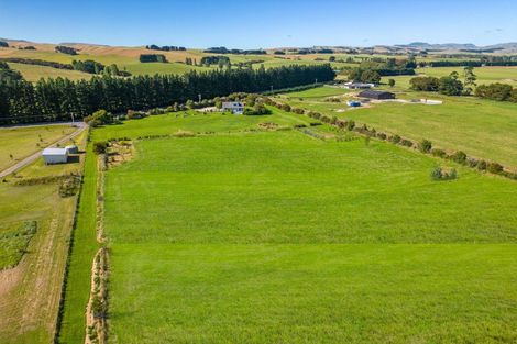 Photo of property in 80 Fraters Road, Martinborough, 5781