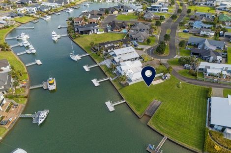 Photo of property in 32 Arawa Lane, Whitianga, 3510