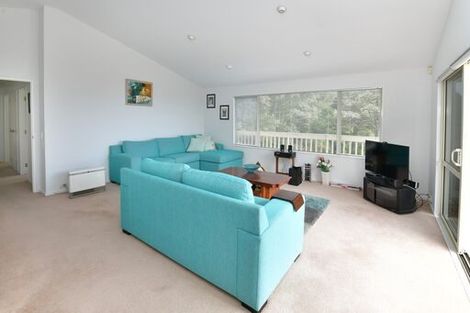 Photo of property in 35a Elliston Crescent, Stanmore Bay, Whangaparaoa, 0932