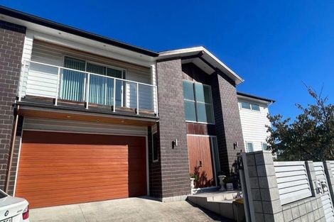 Photo of property in 1 Allegro Way, Oteha, Auckland, 0632