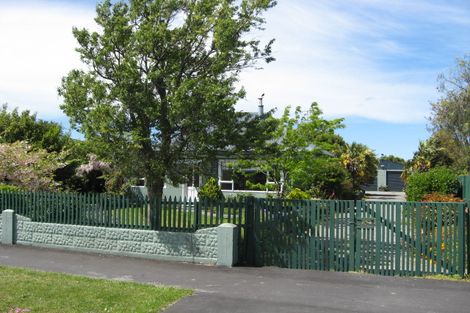 Photo of property in 17 Carters Road, Amberley, 7410