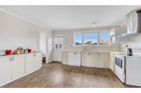 Photo of property in 8 Pandora Street, North New Brighton, Christchurch, 8083