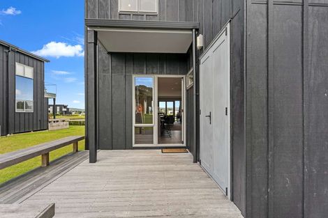 Photo of property in 28/101 Harbour Drive, Matarangi, Whitianga, 3592