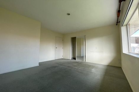 Photo of property in 1/3 Caribbean Drive, Unsworth Heights, Auckland, 0632