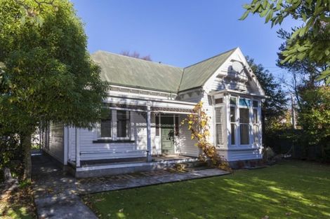 Photo of property in 76 Hawthorne Street, Strowan, Christchurch, 8052