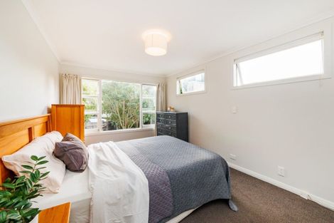 Photo of property in 17 Manawatu Street, Hokowhitu, Palmerston North, 4410